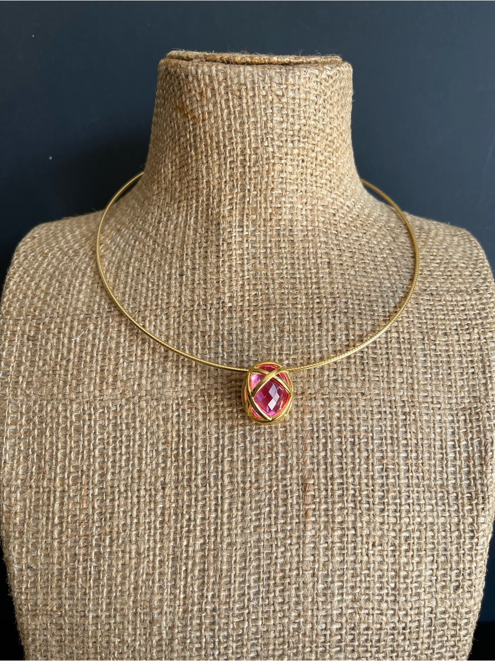 Joan rivers gold tone omega chain with slide pendant.